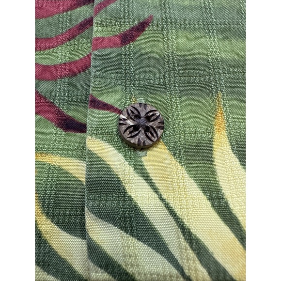 Tommy Bahama Men's Floral Silk Hawaiian Button Up Short Sleeve Shirt Size XL - Picture 5 of 7